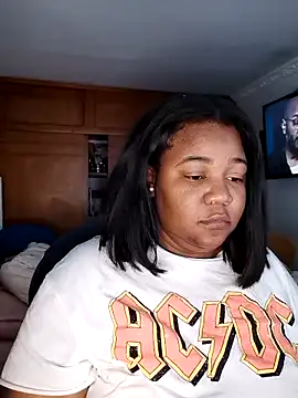 Snapshot of Daddys_girl1 chatting on 09/17/25, 04:14 Daddys girl1 online show from 09/17/25, 04:14