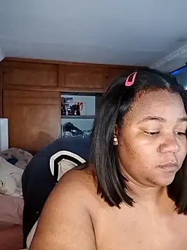 Snapshot of Daddys_girl1 chatting on 09/26/25, 05:11 Daddys girl1 online show from 09/26/25, 05:11