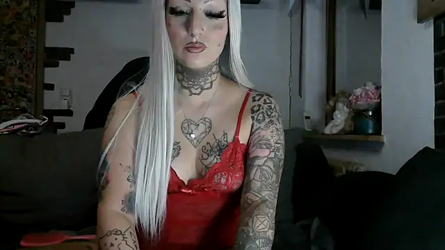 RoxxyInk online show from 02/11/26, 12:37