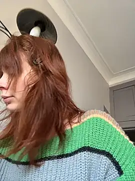 Snapshot of Oopsfoxy chatting on 03/27/26, 06:19 Oopsfoxy online show from 03/27/26, 06:19