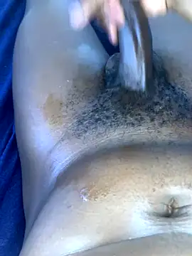 Snapshot of Curvy_conda chatting on 12/04/24, 09:29 Curvy conda online show from 12/04/24, 09:29