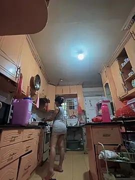 Snapshot of sweetieme chatting on 03/15/25, 04:24 sweetieme online show from 03/15/25, 04:24