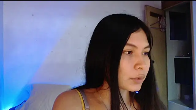 evolet01 online show from 10/07/25, 06:49