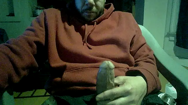 Snapshot of loozamangos chatting on 12/15/25, 01:43 loozamangos online show from 12/15/25, 01:43