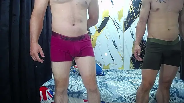 Snapshot of BruceAnRobin chatting on 09/12/25, 10:54 BruceAnRobin online show from 09/12/25, 10:54