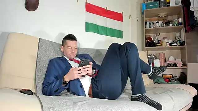 viraglaci18xh online show from 01/19/26, 11:03