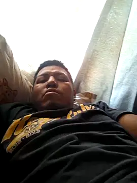 Snapshot of juliopantoja chatting on 05/01/26, 04:00 juliopantoja online show from 05/01/26, 04:00
