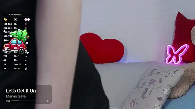 Snapshot of -Lorik- chatting on 01/12/25, 12:28 -Lorik- online show from 01/12/25, 12:28