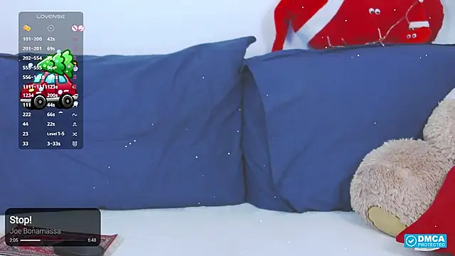 Snapshot of -Lorik- chatting on 12/19/25, 07:43 -Lorik- online show from 12/19/25, 07:43