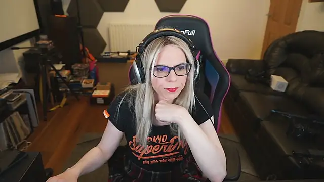 KelseyCobalt online show from 12/13/24, 12:53