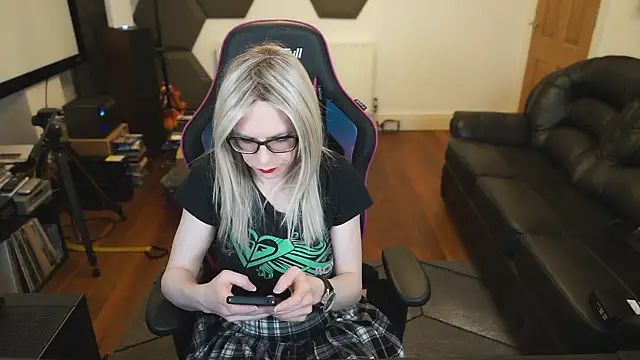 KelseyCobalt online show from 02/06/25, 10:10