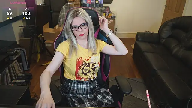 KelseyCobalt online show from 11/24/25, 09:25