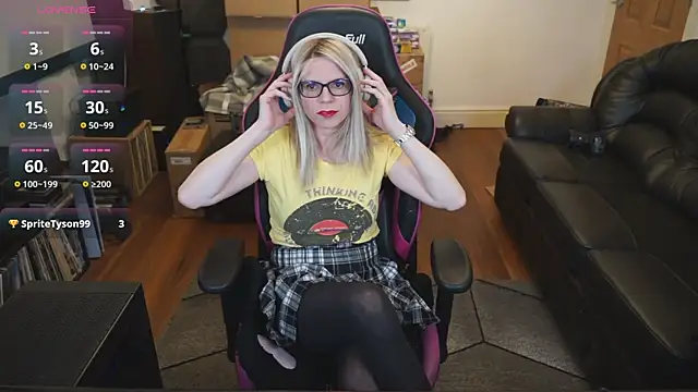 KelseyCobalt online show from 12/15/25, 09:52