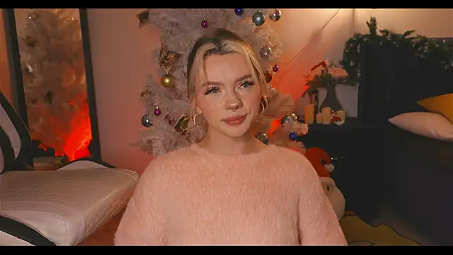 Snapshot of KristaBrooks chatting on 12/11/24, 03:37 KristaBrooks online show from 12/11/24, 03:37