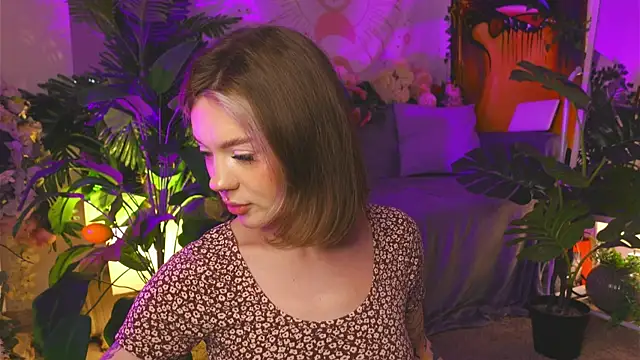 Snapshot of KristaBrooks chatting on 03/13/25, 04:56 KristaBrooks online show from 03/13/25, 04:56