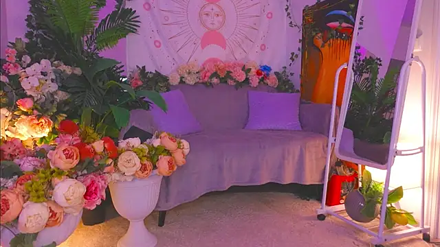 Snapshot of KristaBrooks chatting on 09/16/25, 02:29 KristaBrooks online show from 09/16/25, 02:29