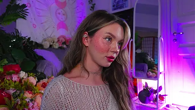 Snapshot of KristaBrooks chatting on 10/11/25, 01:53 KristaBrooks online show from 10/11/25, 01:53