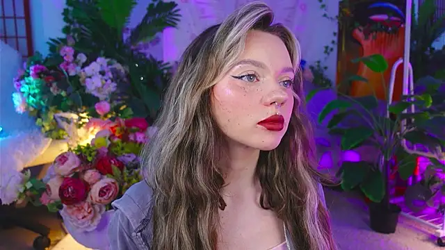 Snapshot of KristaBrooks chatting on 10/13/25, 02:06 KristaBrooks online show from 10/13/25, 02:06