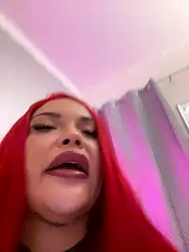 Snapshot of _MelinaCurves_ chatting on 10/30/25, 11:16 MelinaCurves online show from 10/30/25, 11:16