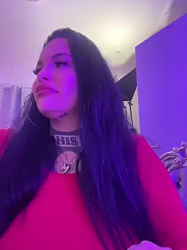 Snapshot of _MelinaCurves_ chatting on 11/08/25, 11:14 MelinaCurves online show from 11/08/25, 11:14