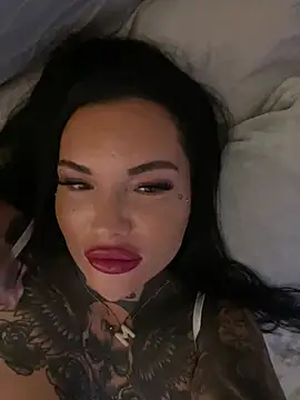  MelinaCurves  online show from 01/11/26, 08:14