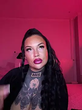 Snapshot of _MelinaCurves_ chatting on 04/06/26, 09:16 MelinaCurves online show from 04/06/26, 09:16