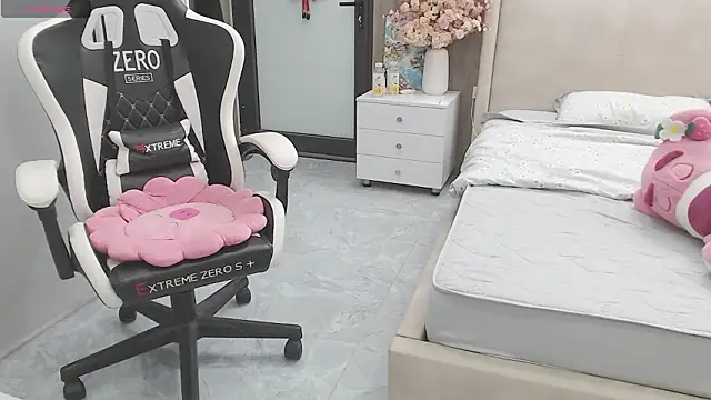 Hanako love online show from 03/10/26, 04:23