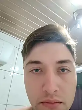 Snapshot of DanielMagains chatting on 10/04/25, 02:15 DanielMagains online show from 10/04/25, 02:15