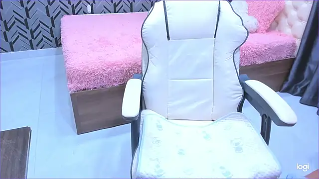 Toyota Motor Corporation online show from 10/16/25, 11:17