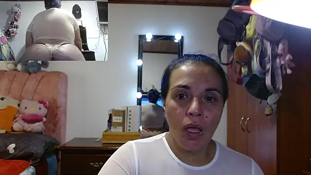 zoe hotxxx online show from 06/22/26, 02:03