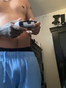 Snapshot of Slumlords chatting on 04/03/26, 07:56 Slumlords online show from 04/03/26, 07:56