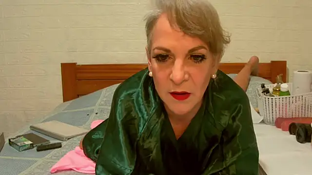 awild kitten online show from 01/05/25, 09:15