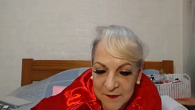 awild kitten online show from 09/14/25, 09:19