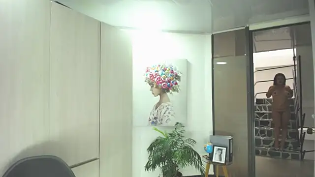 carieBelle1 online show from 03/05/25, 06:23