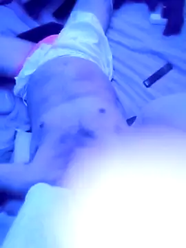 Snapshot of ExoticCarpark chatting on 10/12/25, 02:38 ExoticCarpark online show from 10/12/25, 02:38