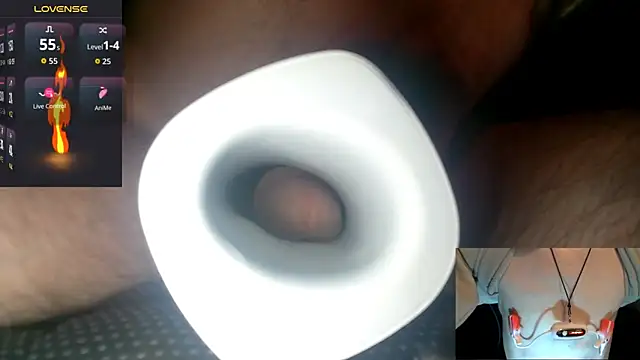 Snapshot of ketiv10 chatting on 03/11/26, 08:15 ketiv10 online show from 03/11/26, 08:15