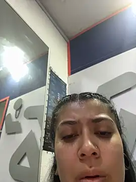 emilyjohanson online show from 03/16/26, 05:17