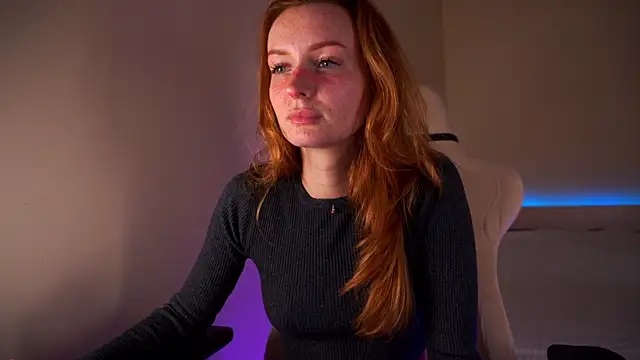 Snapshot of Liuba_Fox chatting on 01/17/25, 07:49 Liuba Fox online show from 01/17/25, 07:49