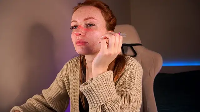 Snapshot of Liuba_Fox chatting on 03/13/25, 08:00 Liuba Fox online show from 03/13/25, 08:00