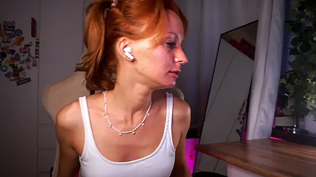 Snapshot of Liuba_Fox chatting on 06/28/26, 07:09 Liuba Fox online show from 06/28/26, 07:09