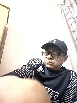 iamkahn 44 online show from 01/13/26, 08:03