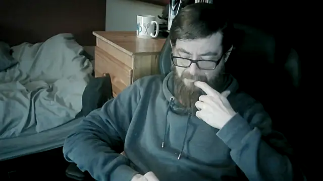 Snapshot of mole800 chatting on 03/09/26, 12:25 mole800 online show from 03/09/26, 12:25