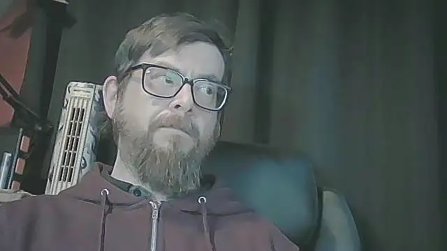 Snapshot of mole800 chatting on 04/04/26, 11:46 mole800 online show from 04/04/26, 11:46