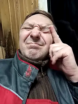 Pokaz2020 online show from 11/17/25, 01:00