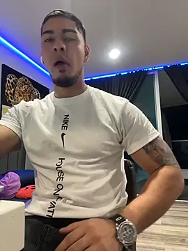 Snapshot of Dimitri_Colleman chatting on 03/07/26, 01:02 Dimitri Colleman online show from 03/07/26, 01:02