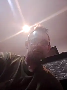 Snapshot of Skody31 chatting on 04/09/26, 02:11 Skody31 online show from 04/09/26, 02:11