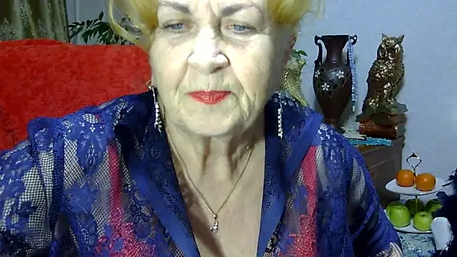 Snapshot of Emma52610 chatting on 02/07/25, 05:51 Emma52610 online show from 02/07/25, 05:51