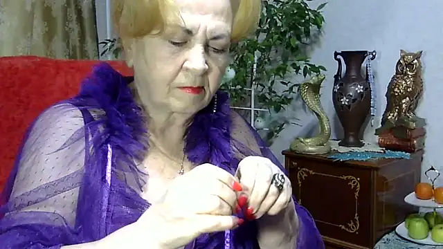 Snapshot of Emma52610 chatting on 02/09/25, 07:05 Emma52610 online show from 02/09/25, 07:05