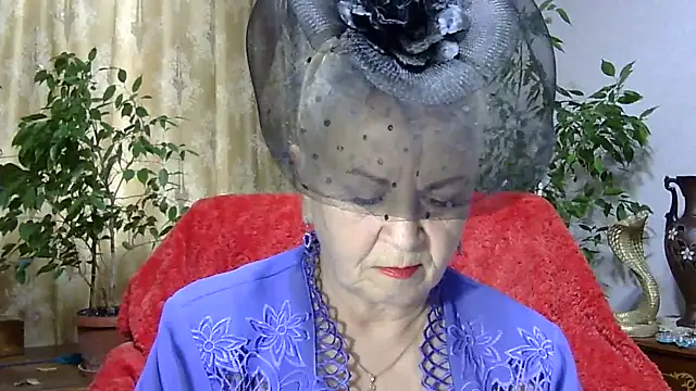 Snapshot of Emma52610 chatting on 03/04/25, 06:47 Emma52610 online show from 03/04/25, 06:47