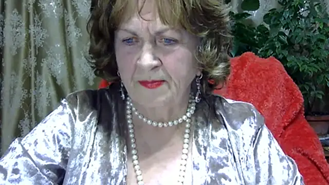 Snapshot of Emma52610 chatting on 03/06/26, 06:37 Emma52610 online show from 03/06/26, 06:37